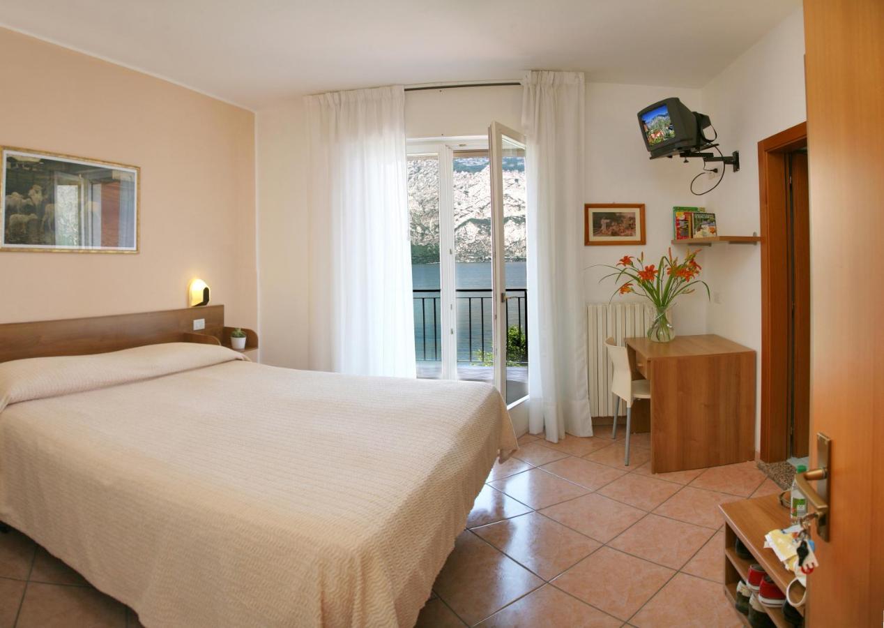 Hotel Baitone - Nature Village Malcesine Eksteriør bilde